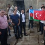 Քրիստոնյա աղվաններն Ադրբեջանի դրոշով մտել են Սուրբ Խաչ եկեղեցի