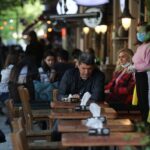 Գիտնականները հաշվարկել են, թե ինչքան վտանգավոր կարող է լինել կորոնավիրուսով վարակվածի հետ զրուցելը