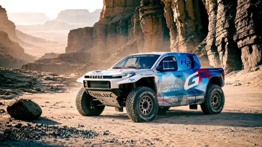 DKR GR FC Hilux ջրածնային մրցարշավային նախատիպի պաշտոնական պատկերը